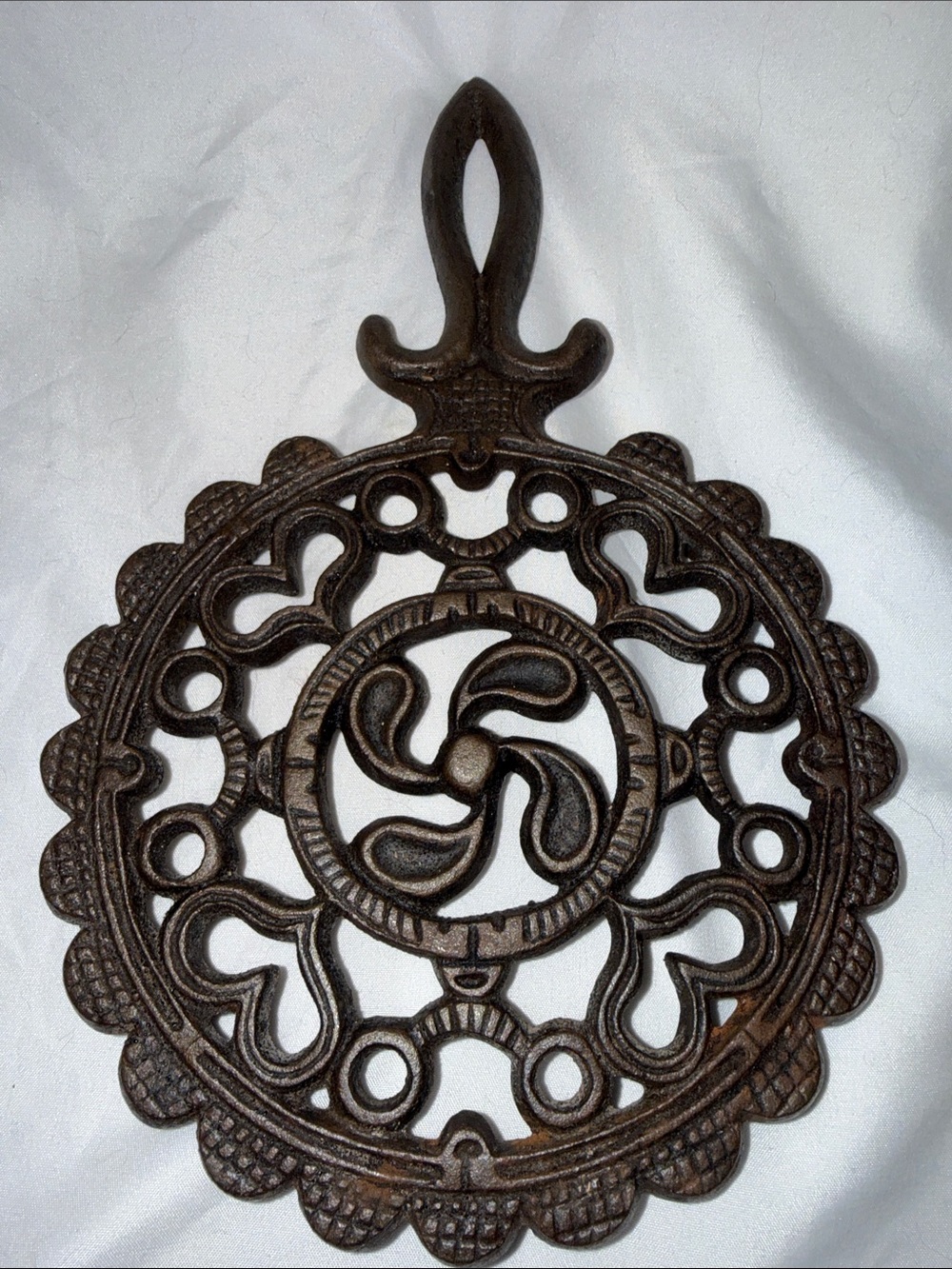 Vintage Black Cast Iron Trivet with 4 legs Tulip & Hearts 9-1/4" H x 6" Wide